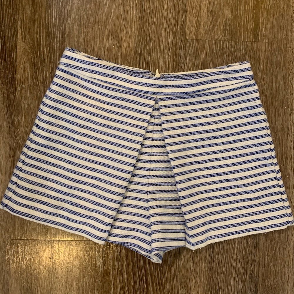 BCBGeneration shorts